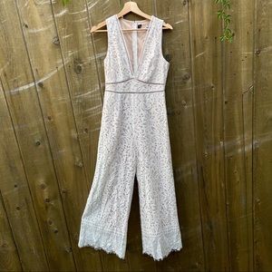 White Lace Jumpsuit 🌻 S